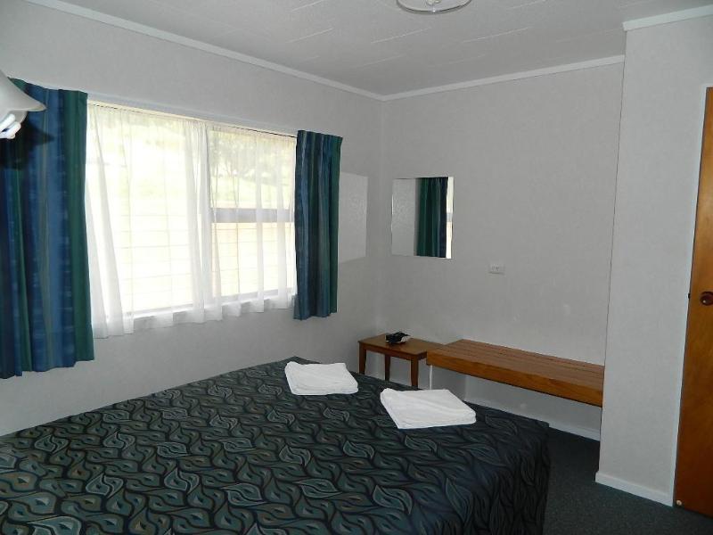 Opononi Hotel Zewnętrze zdjęcie
