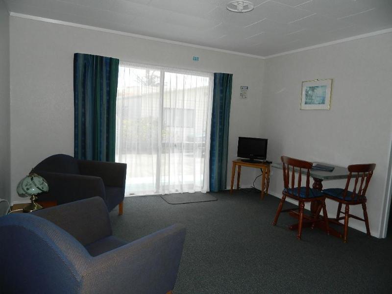 Opononi Hotel Zewnętrze zdjęcie